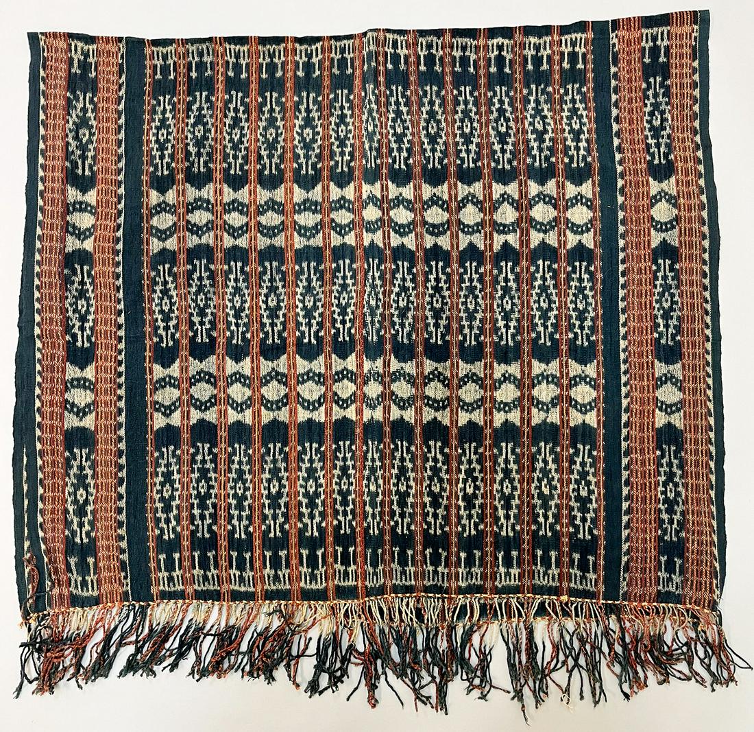 Sawu, Indonesia, Vintage Woven Warp Ikat Sarong (1 of 3)