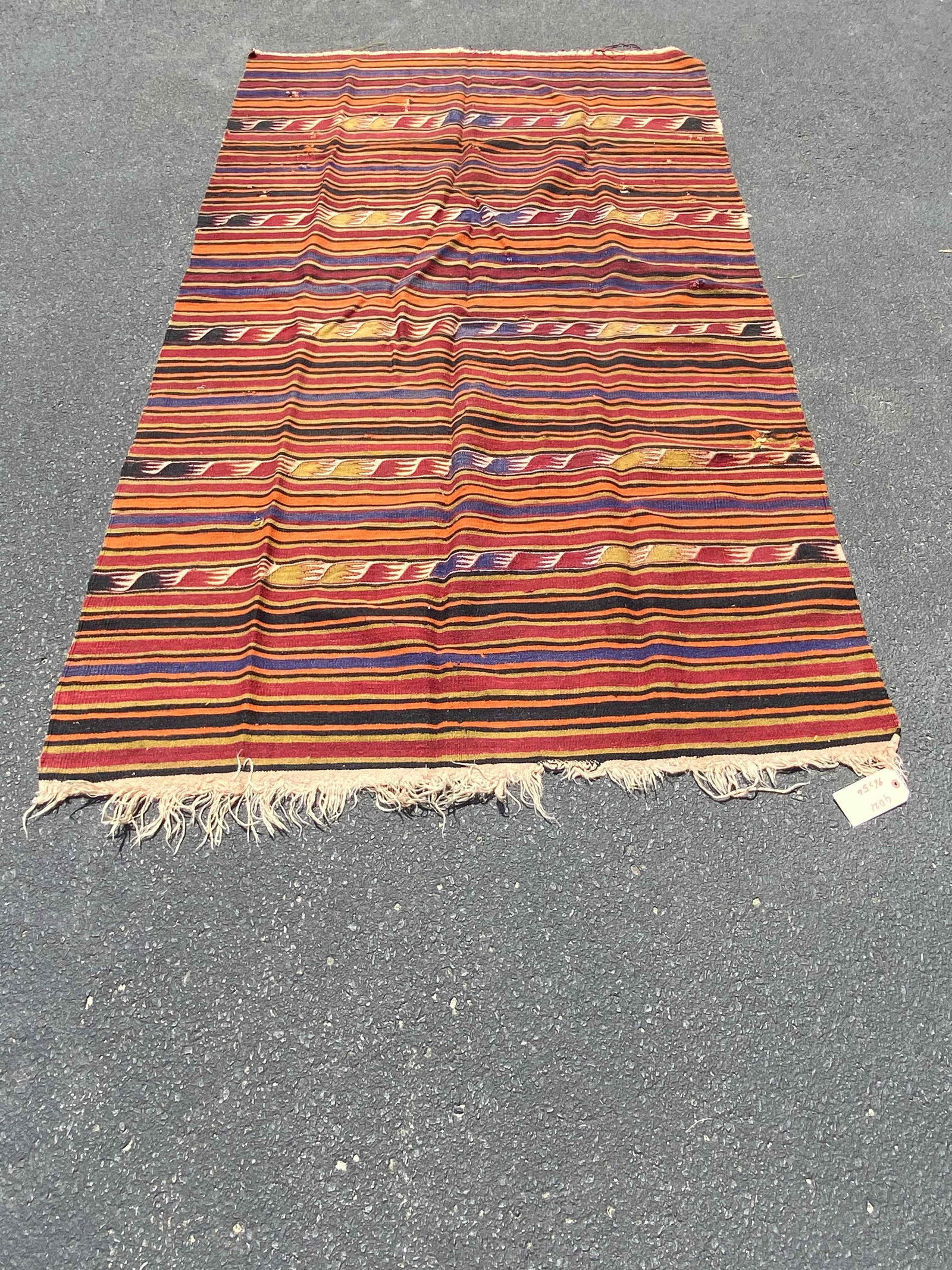Vintage Handmade Turkish Kilim Area Rug: Vintage Handmade Turkish Kilim Area Rug, 55"w x 96"l