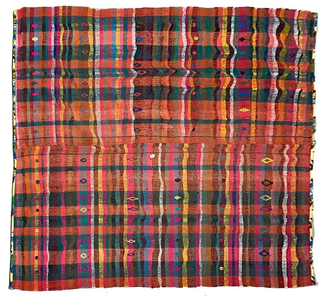 Vintage Handmade Turkish Kilim: Vintage Handmade Turkish Kilim, 90"w x 115"l