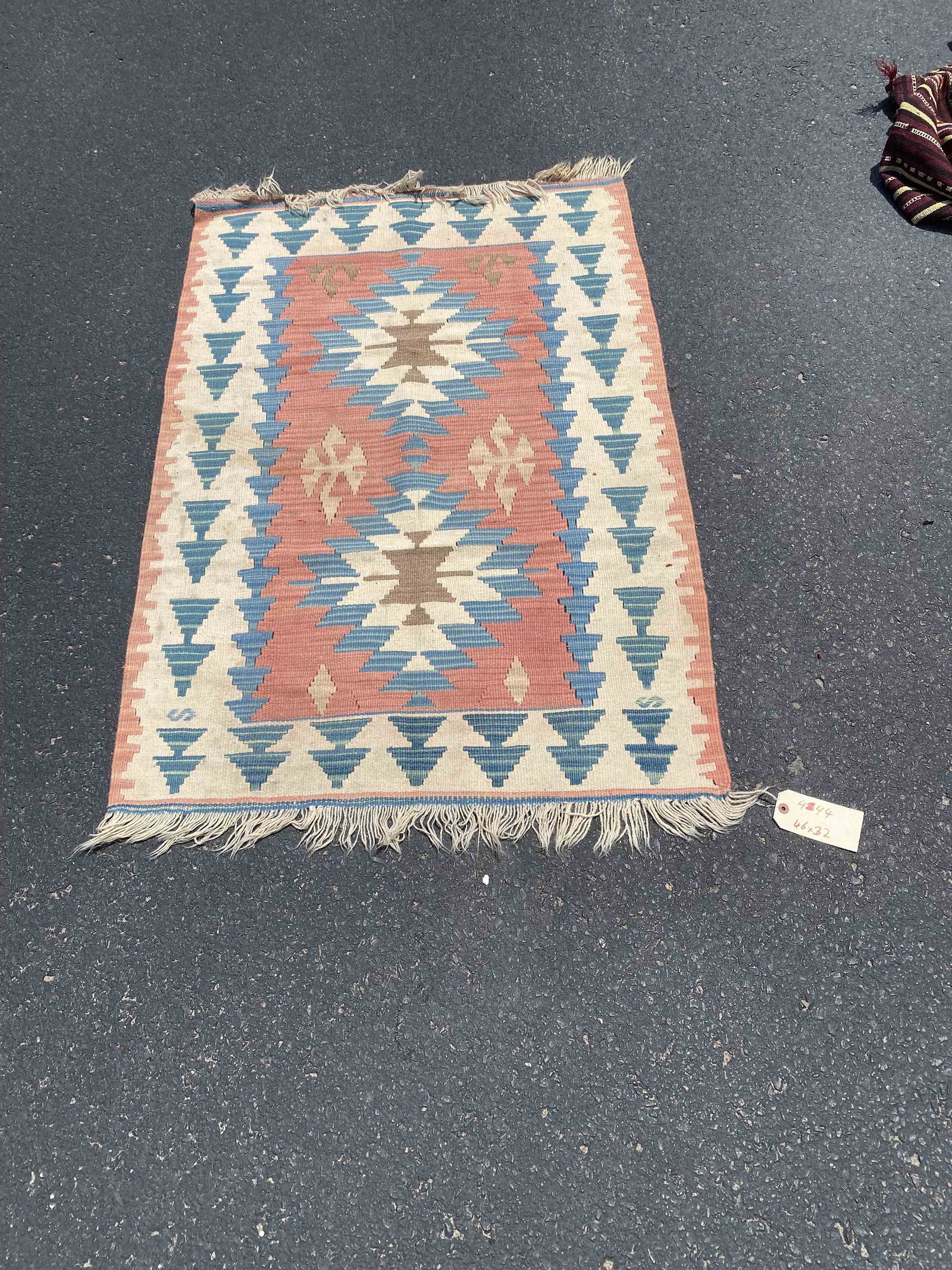 Vintage Handmade Turkish Kilim: Vintage Handmade Turkish Kilim, 32"w x 46"l