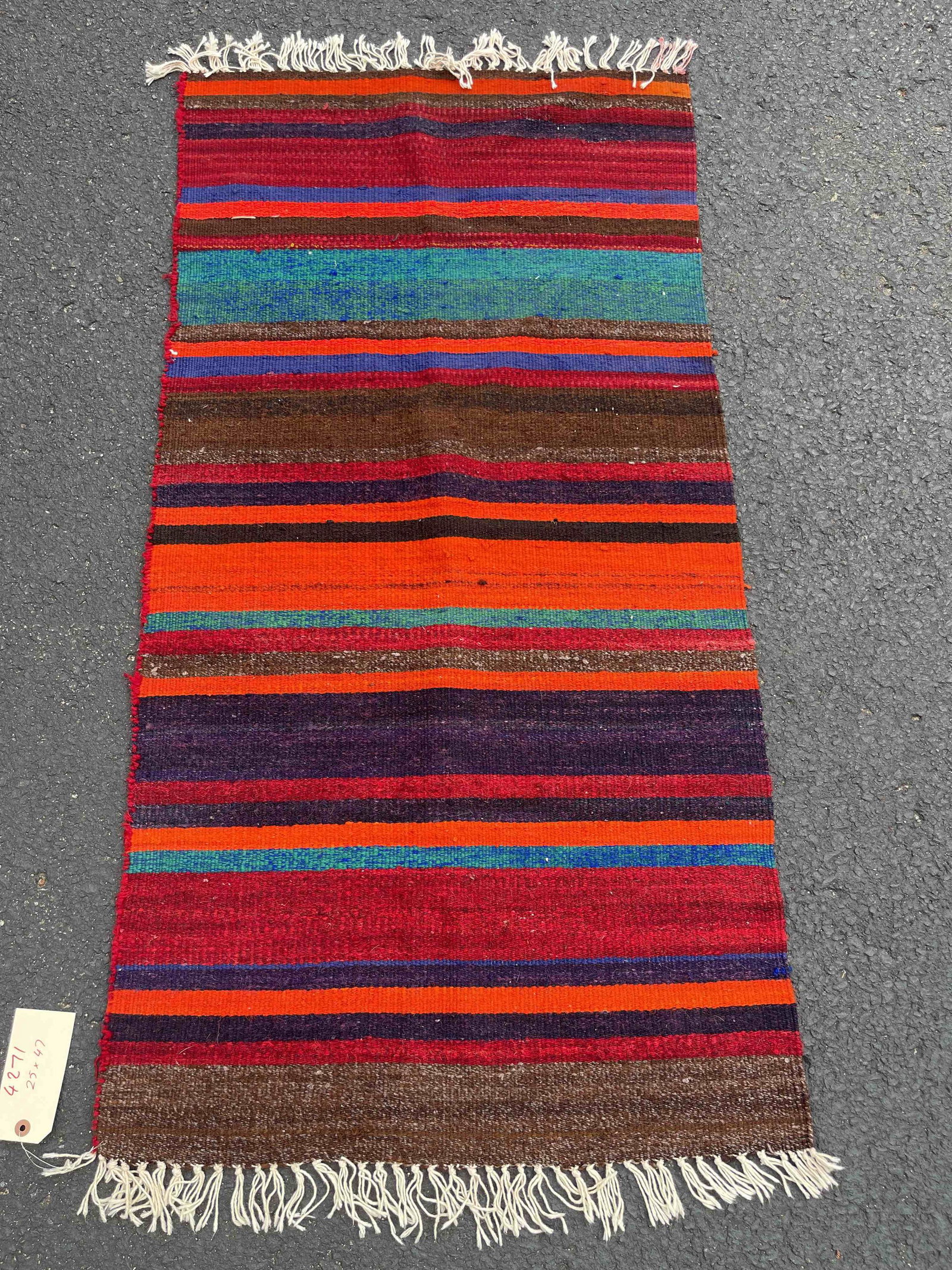 Vintage Handmade Turkish Kilim: Vintage Handmade Turkish Kilim, 25"w x 47"l
