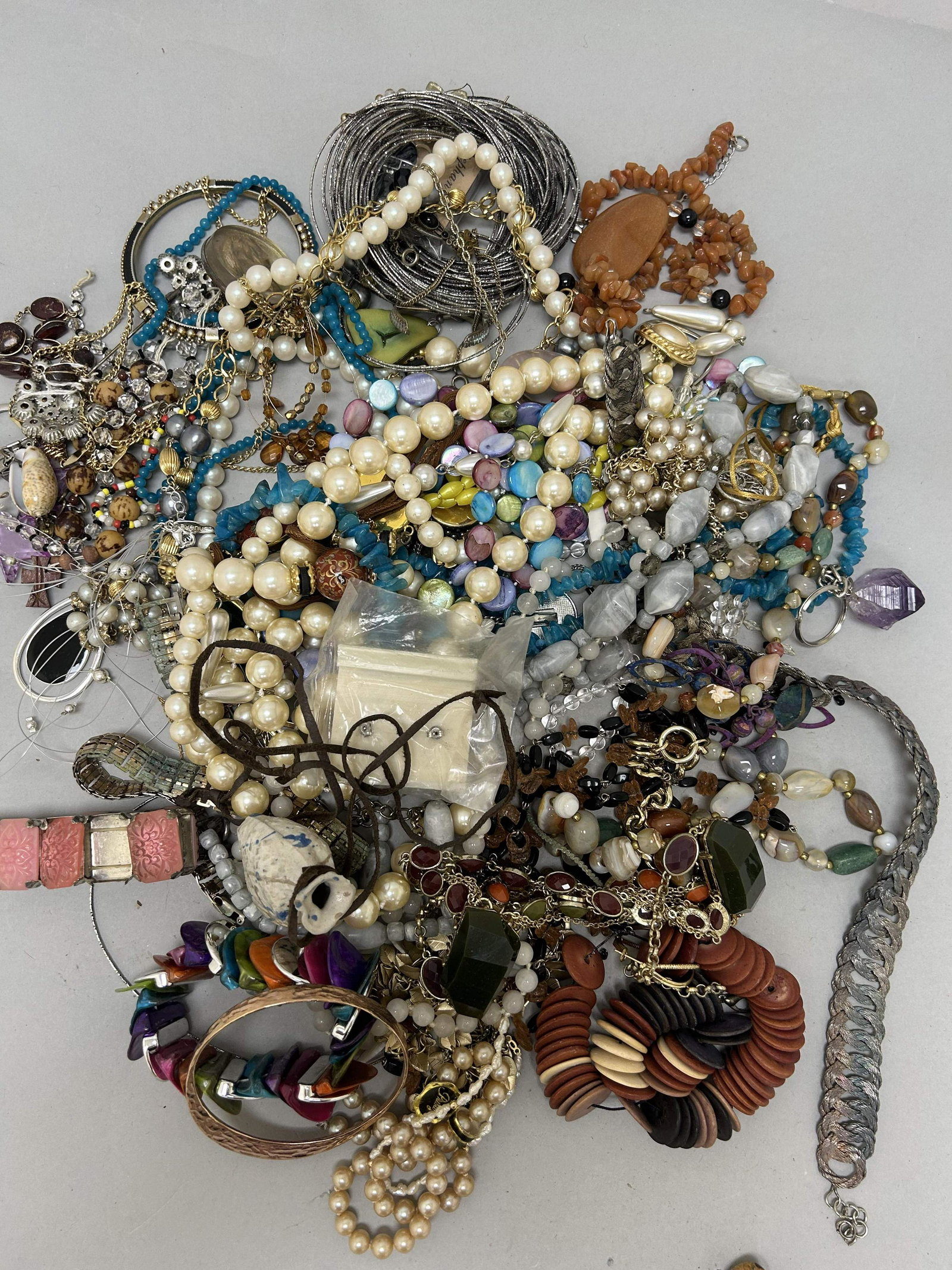 Costume Jewelry Lot Bracelets Necklaces: Lot appears to contain Bracelets Necklaces , Approximately 5 Pounds