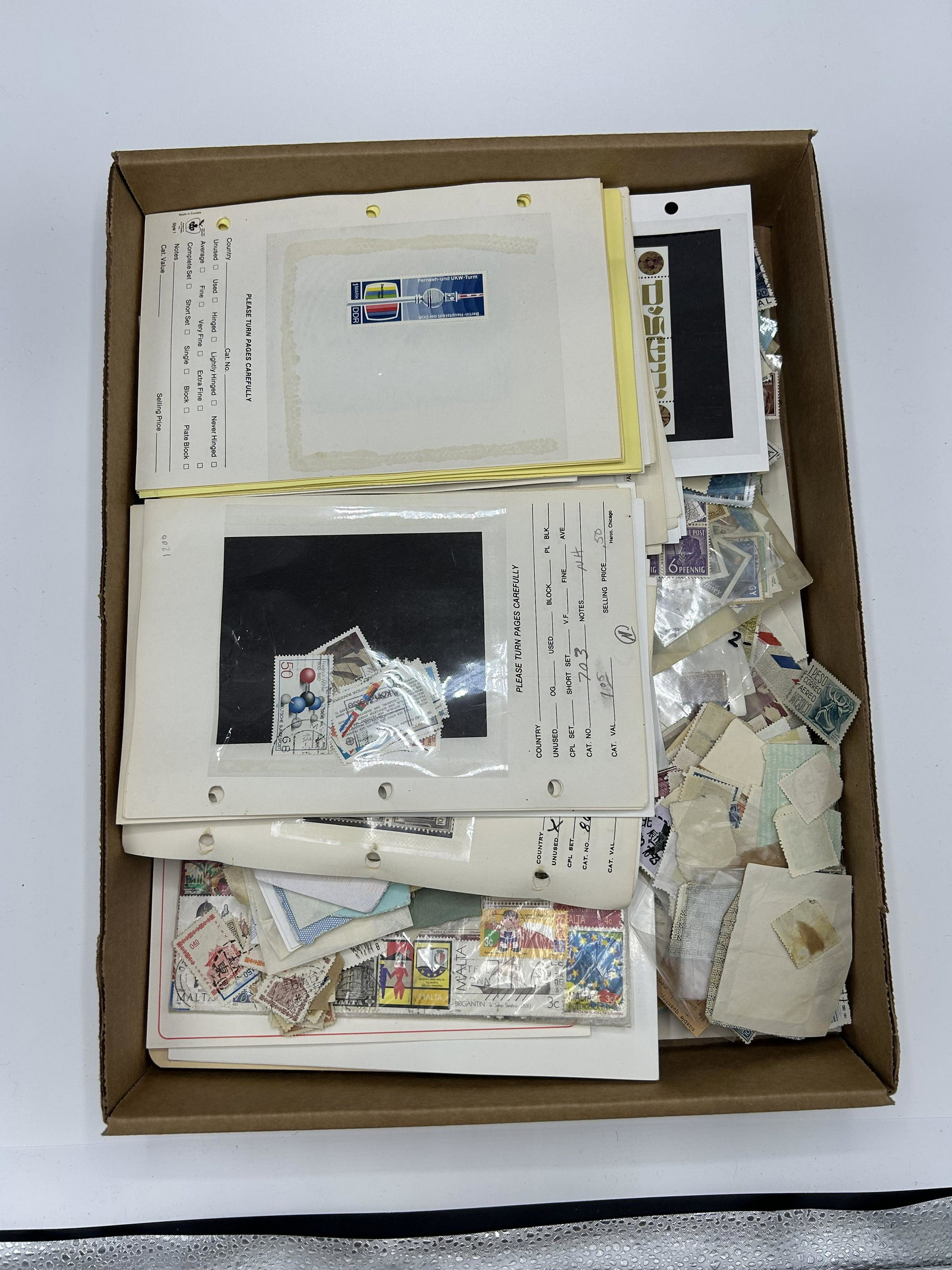 WORLDWIDE STAMPS, LOOSE AND PACKETS (1 of 3)