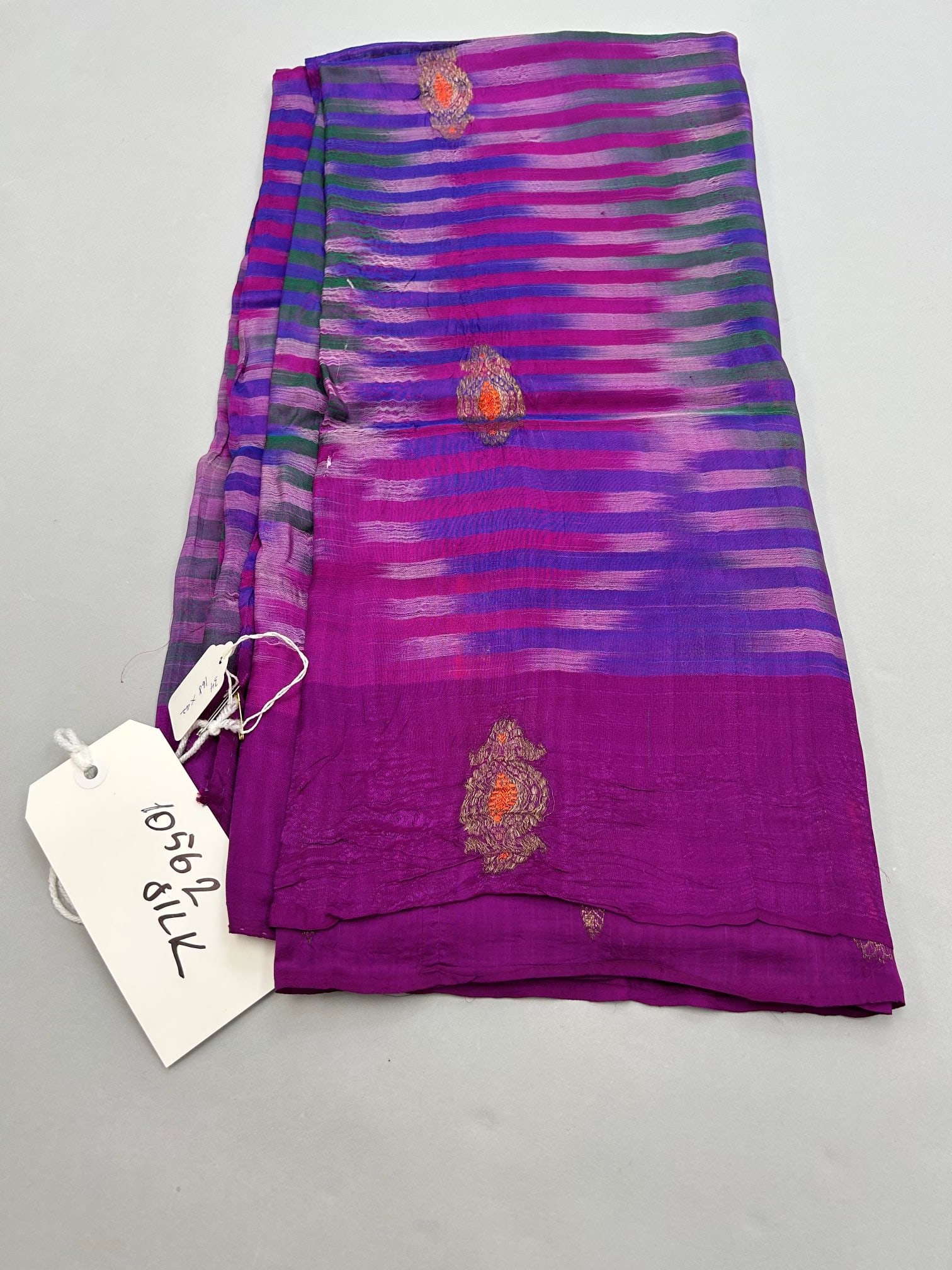 India, Multicolor Silk Textile (1 of 9)