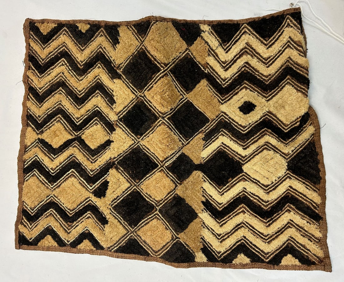 Kuba Peoples Embroidered Raffia Textile (1 of 4)