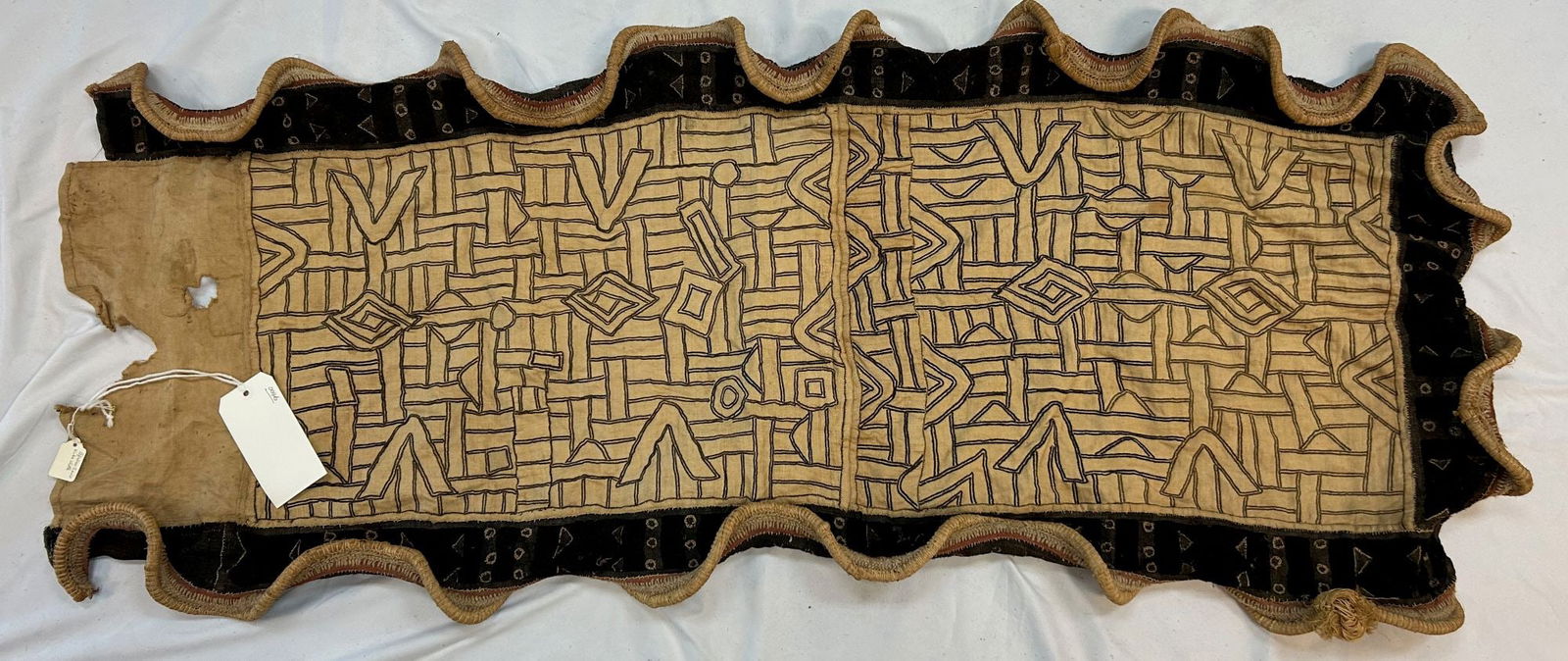 Kuba Peoples Embroidered Raffia Skirt (1 of 9)