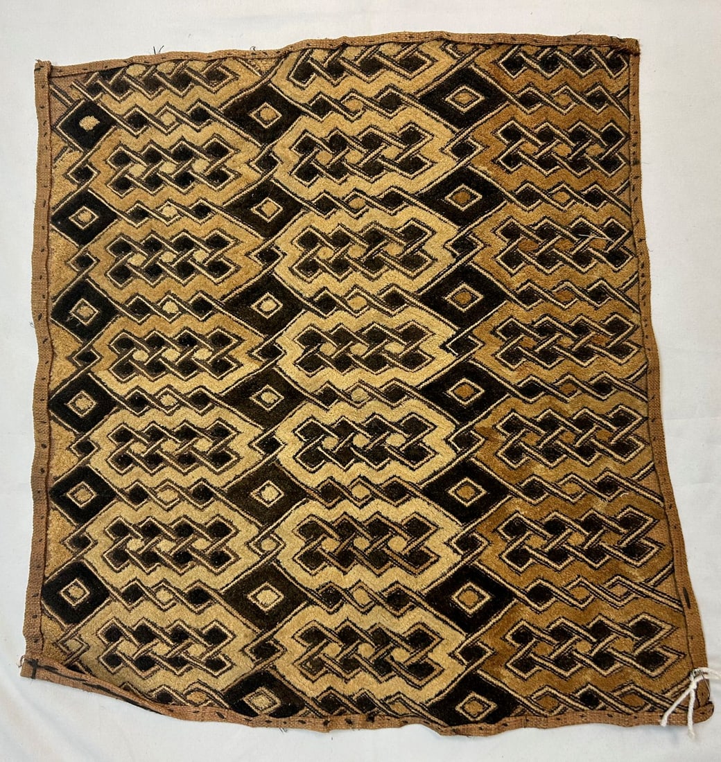 Kuba Peoples Embroidered Raffia Textile (1 of 7)