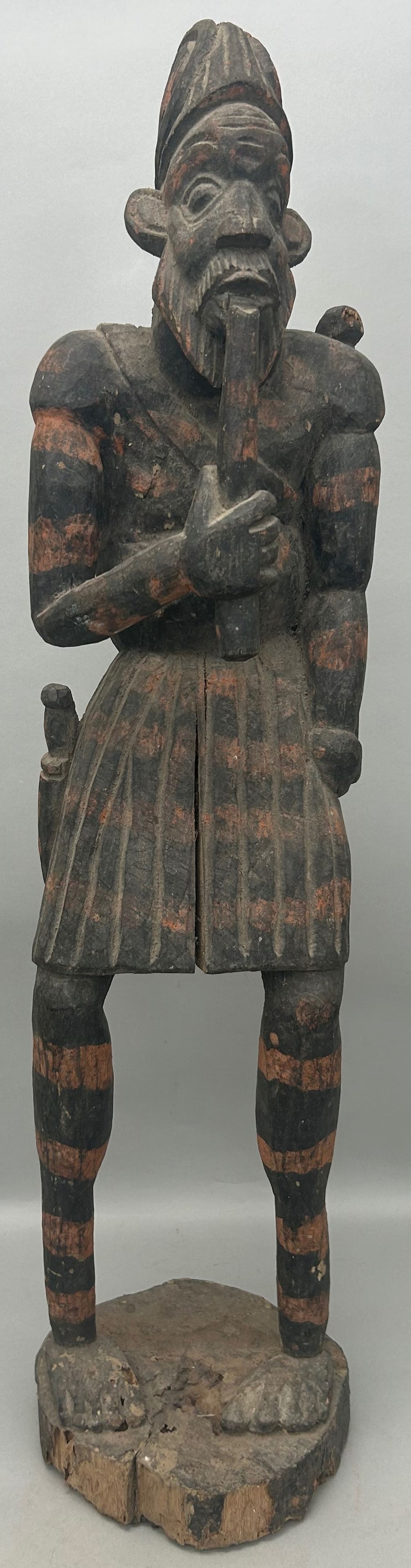 Cameroon Grassfields Style, Large Carved Wood Sculpture, Portrait of a Bangwa Leader, Republic of (1 of 8)