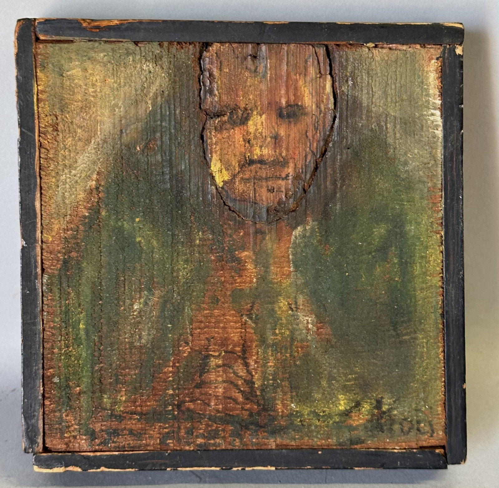 Vintage Primitive Folk Art Portrait Painting of a Man's Face on Wood. (1 of 10)