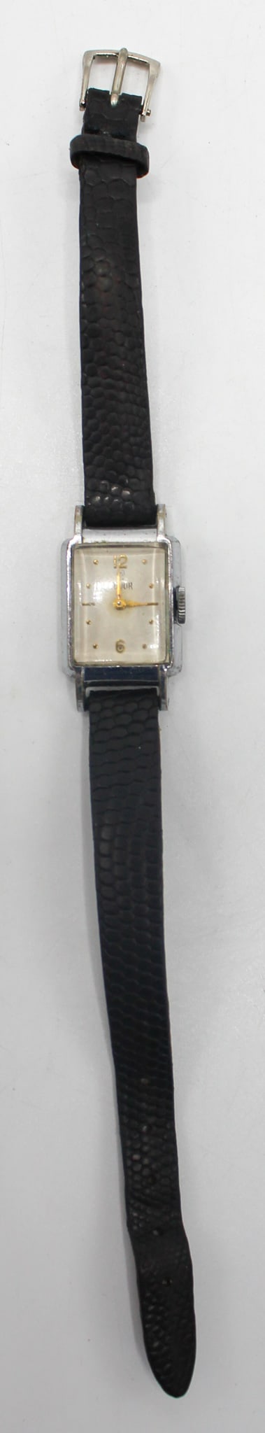 Vintage Lady's Tudor Rectangular Watch Marked on Back 717292961 (1 of 6)
