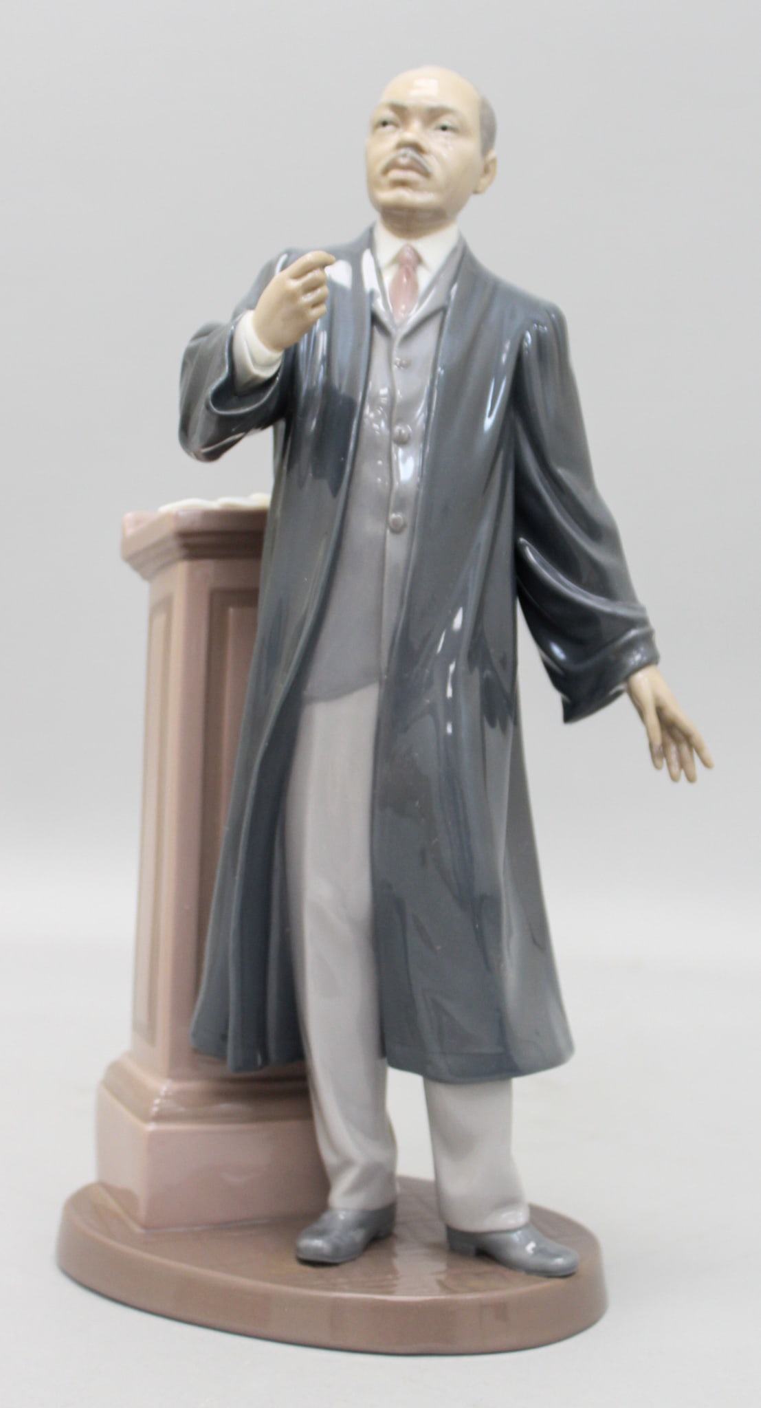 Lladro "Sunday Sermon" 5986 Black Legacy Figurine (1 of 9)