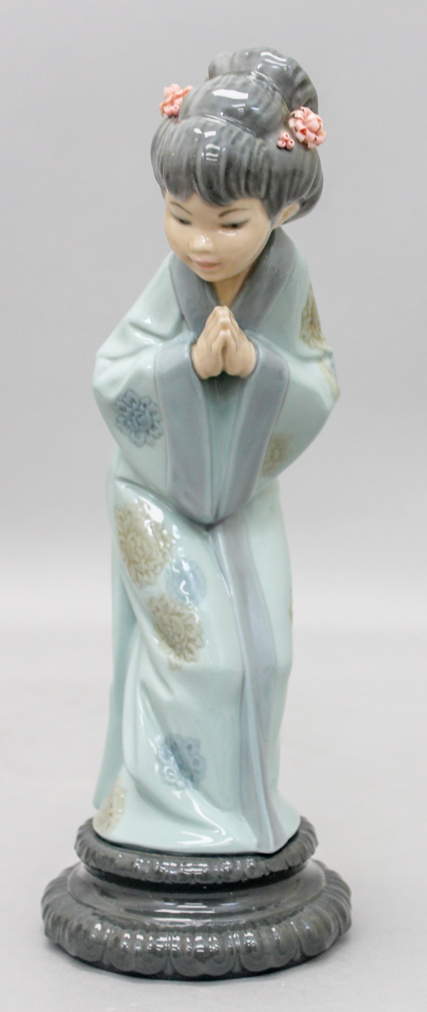 Lladro "Japanese Sayonara" 4989 Figurine Retired (1 of 8)