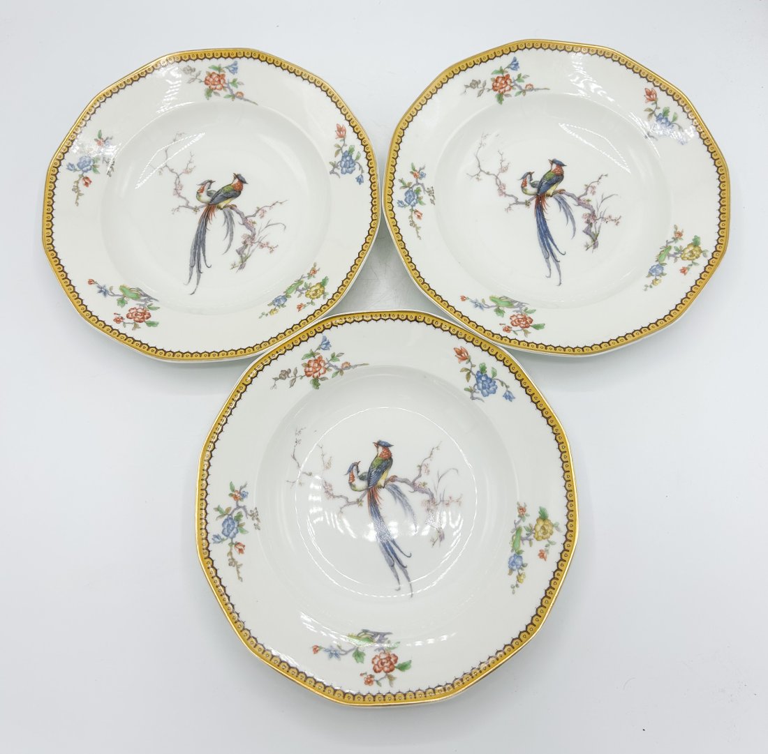 Vintage Group of (3) Theodore Haviland "Eden" Rimmed Soup Bowls: Vintage, group of (3) Theodore Haviland "Eden" rimmed Soup Bowls, hallmark on bottom "Theodore Havilland France" manufactured by Theodore Haviland Limoges, France for Wright Cyndale & Dan Roden Inc., 