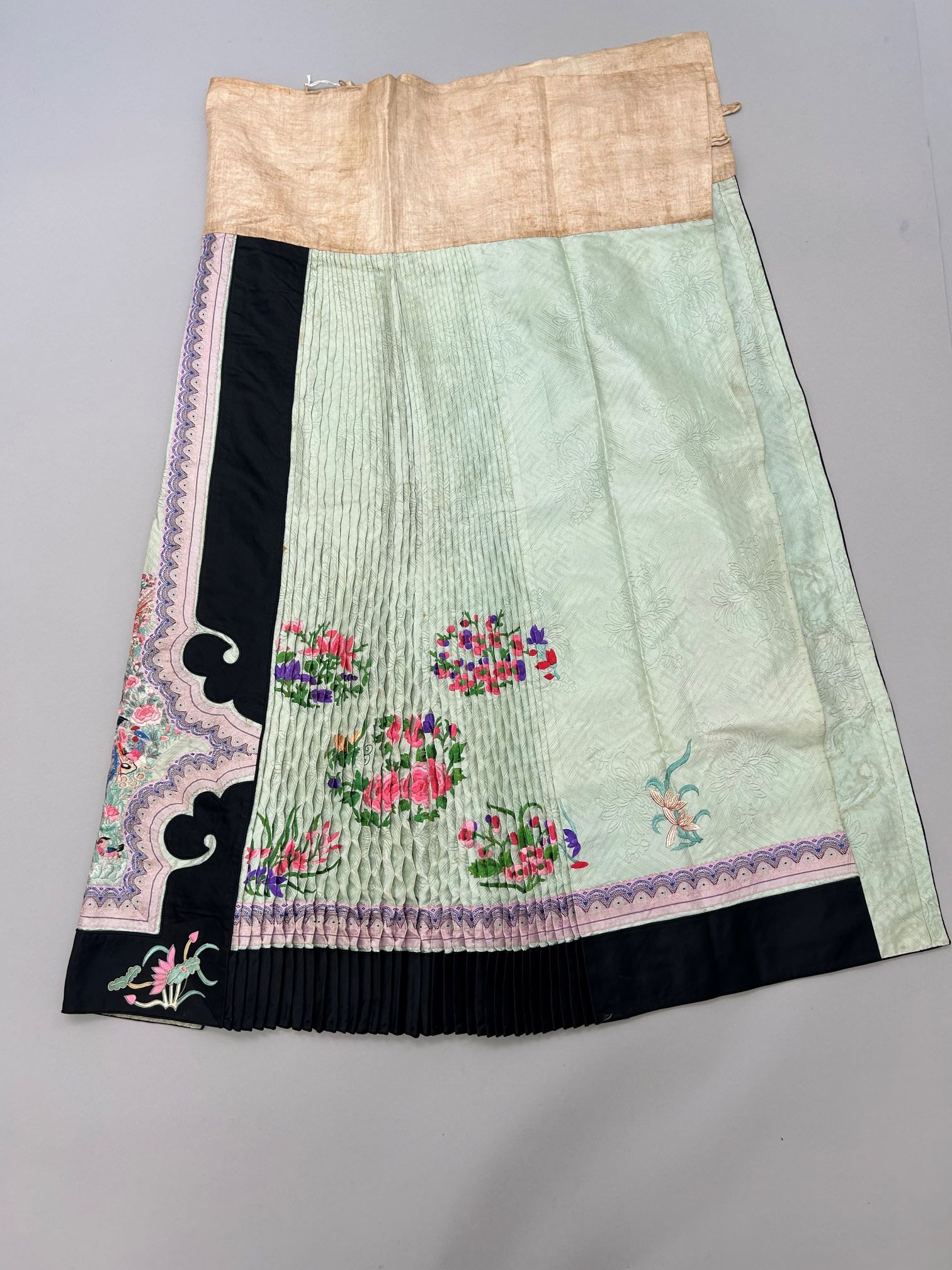 A Multicolored-Mostly Green Colored Silk Apron Skirt, Qing Dynasty, Late 19th Century (1 of 16)