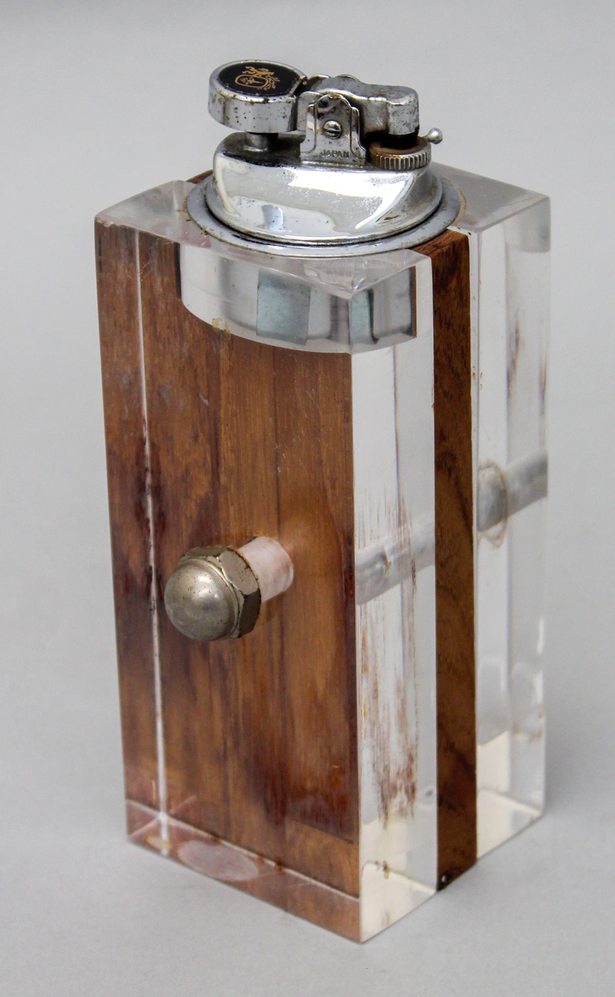 Lucite and Wood Modernist Lighter with Colibri Mechanism (1 of 7)