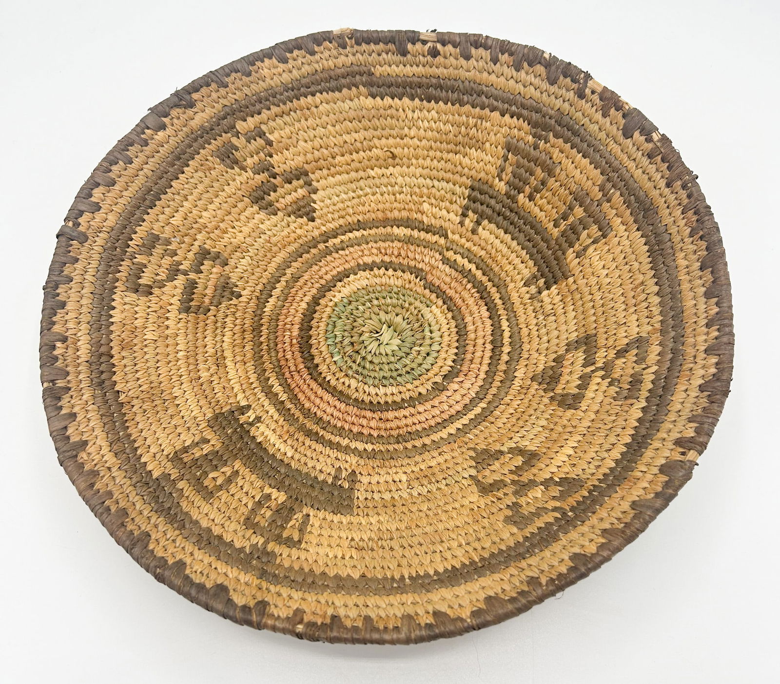 A Native American-style Woven Ceremonial Straw Basket, Early Mid/20th Century (1 of 5)