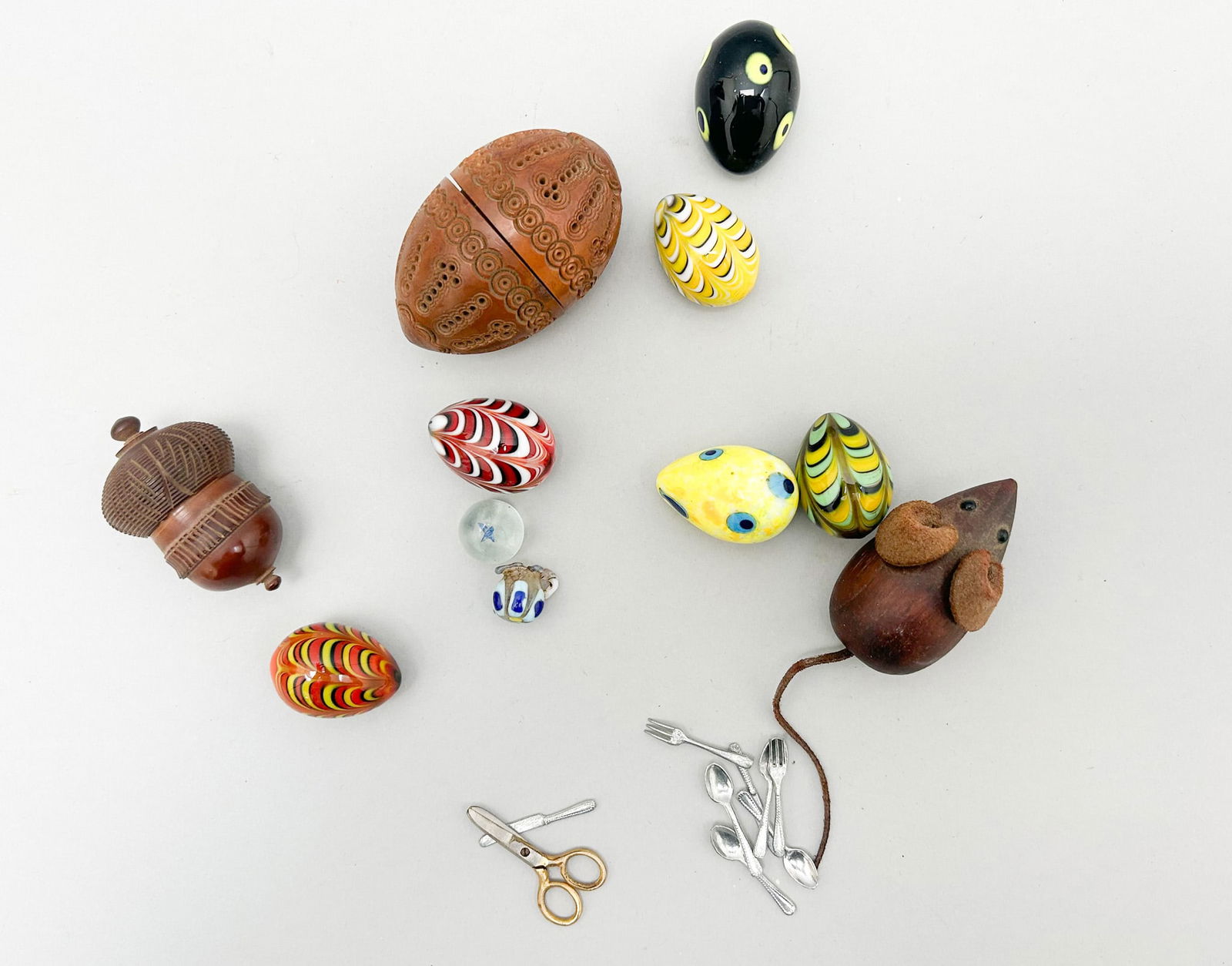 A Group of (20) Vintage Miniature Objects (1 of 8)
