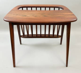 Mid Century Modern Arthur Umanoff Walnut Side Table with Magazine Rack: Mid century modern walnut side table with magazine rack with spindled sides, splayed legs and an rounded edge square top surface, designed by Arthur Umanoff for Washington Woodcraft, 1960s, 20"h x 22"