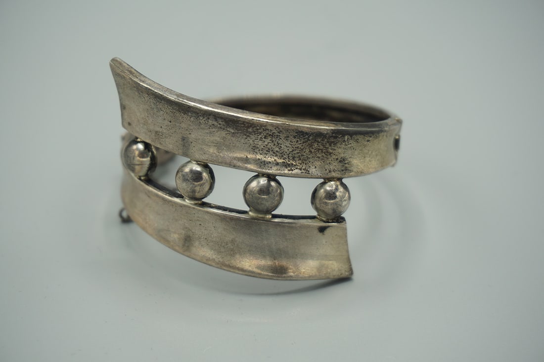 Sterling Silver Hinged Bangle Bracelet (1 of 4)