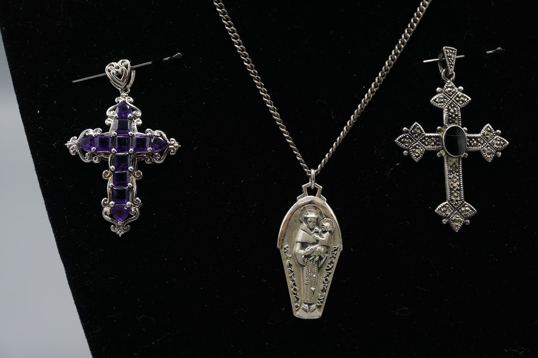 Lot of 3 - Sterling Silver Cross Pendants & Pendant with Chains (1 of 3)