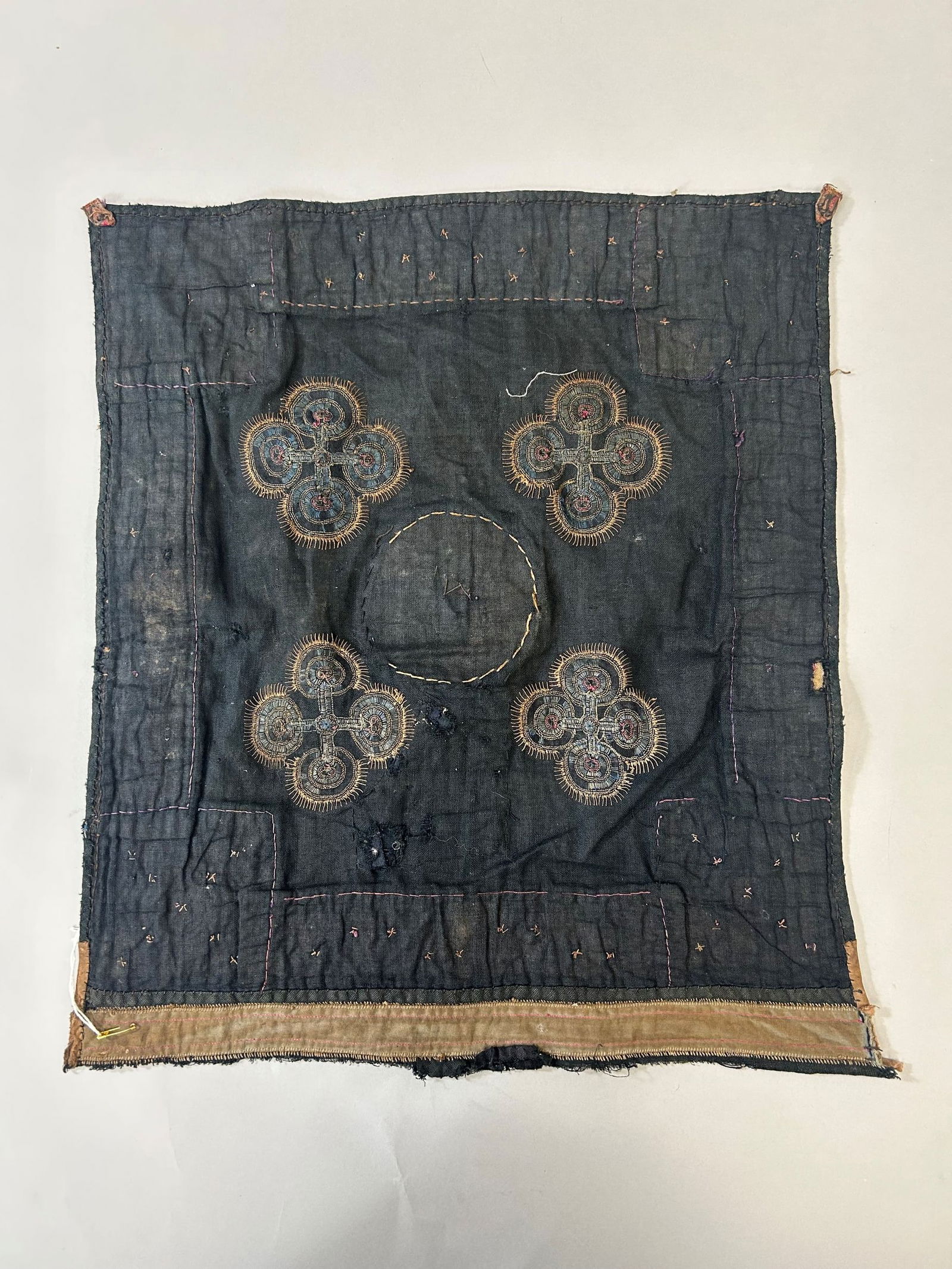 South China Yunnan Small Silk Baby Carrier (1 of 9)