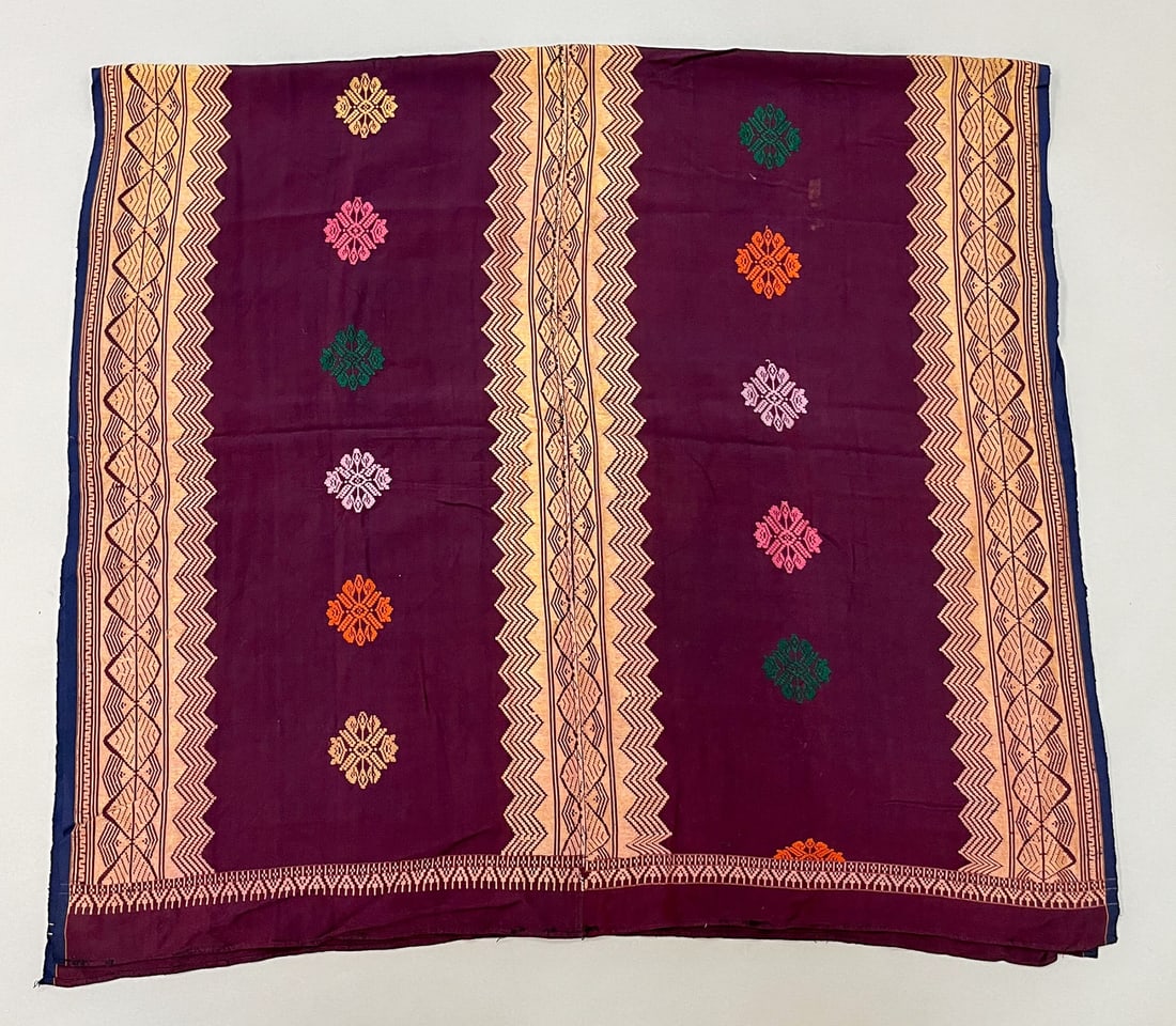 Lombok, Indonesia, Vintage Cotton and Silk Embroidery Wedding Sarong (1 of 6)