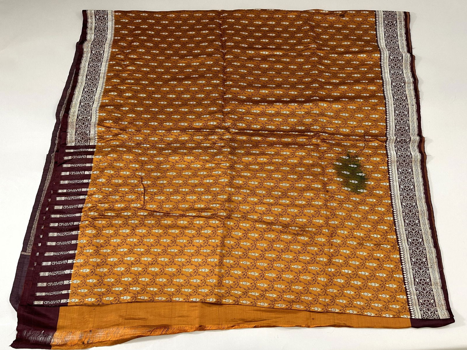 India Silk Sari with Metallic Silver Pattern (1 of 9)