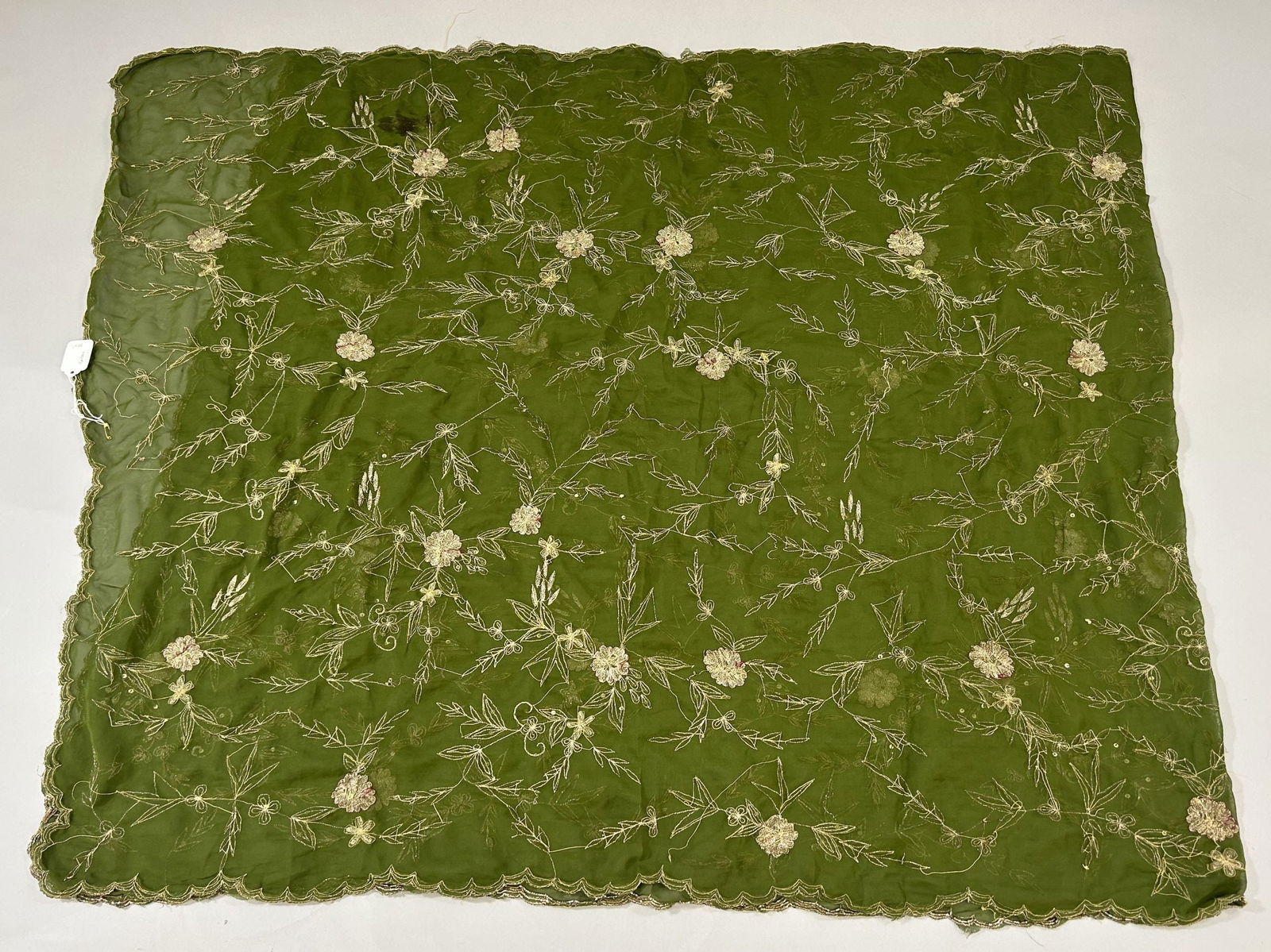 India Silk Shawl Metallic Gold Tone Pattern (1 of 7)