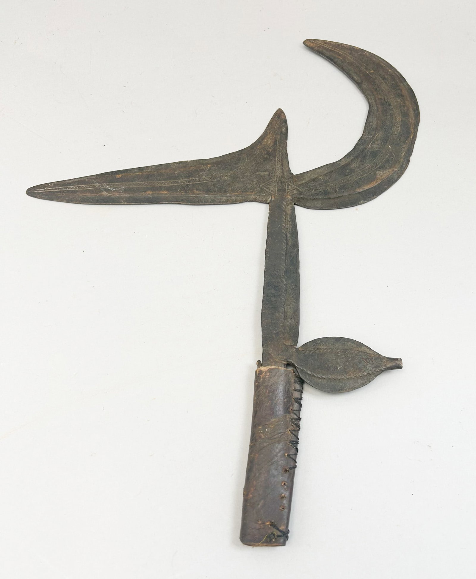 Forged Iron Ngombe Throwing Knife (1 of 6)