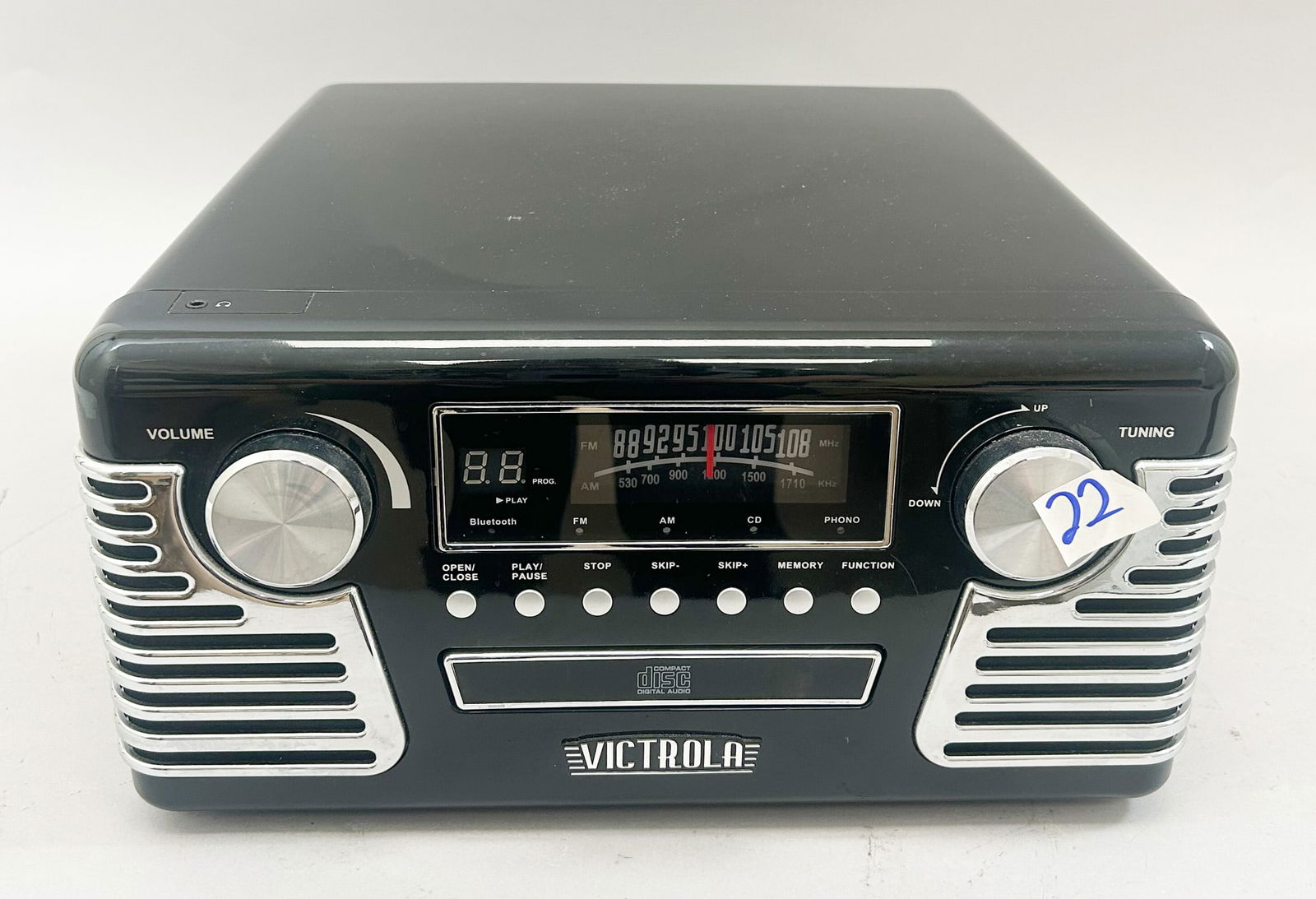 Victrola Retro Bluetooth Record Player (1 of 9)