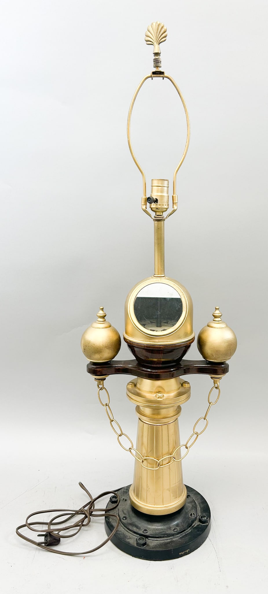 Vintage Brass Salvage Nautical Ship Compass Lamp (1 of 7)