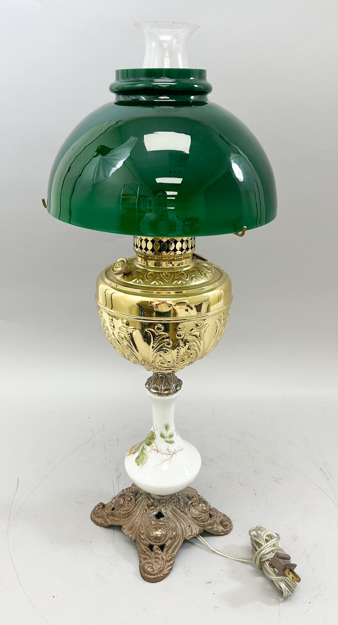 Vintage Bradley & Hubbard Brass Table Lamp (1 of 8)