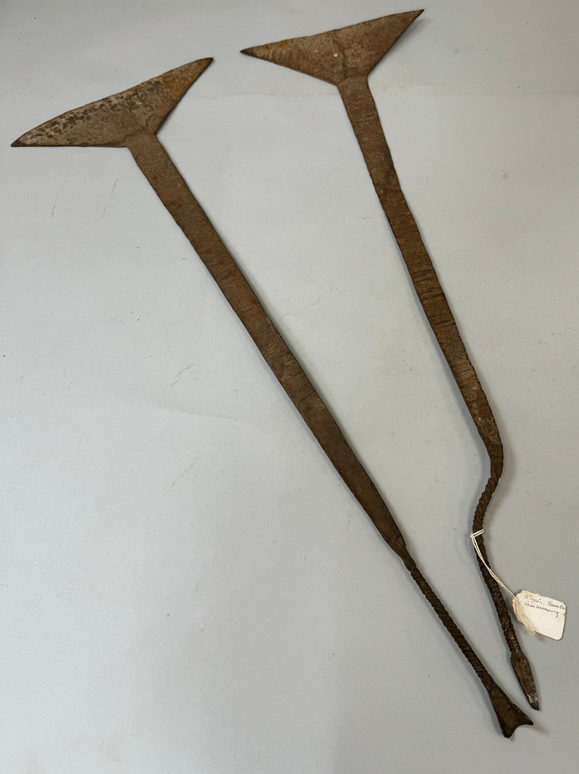 Wrought Iron Idoma Currencies (2) (1 of 7)