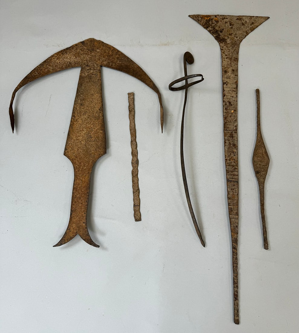 Wrought Iron African Currencies (5) (1 of 10)