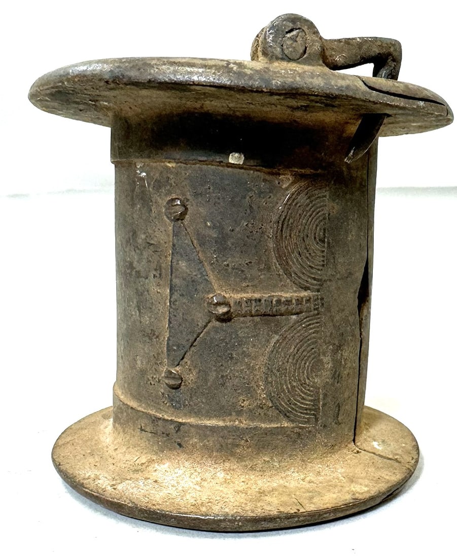 Senufo Copper Alloy Currency Bracelet (1 of 6)