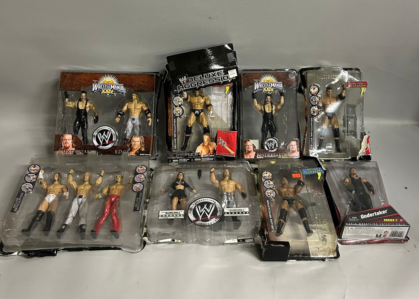 Collection of Various Wrestling Action Figures (1 of 19)