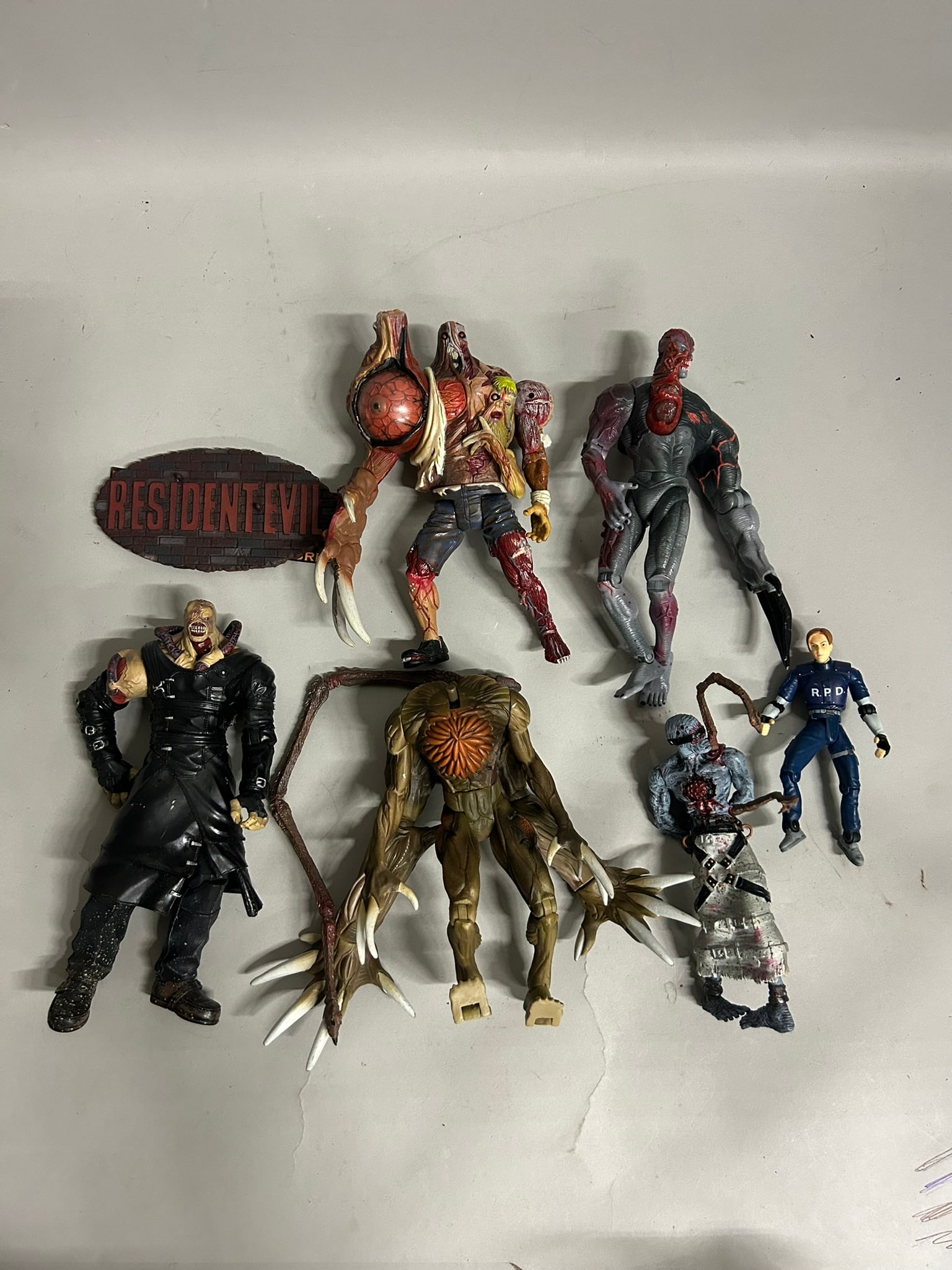 Collection of 6 Unboxed Resident Evil Action Figures (1 of 7)