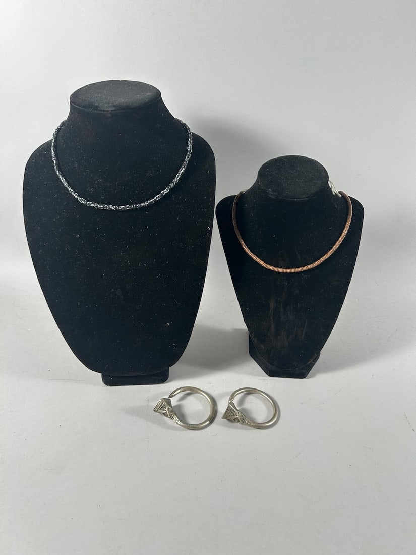 Tuareg Earrings & Trade Beads (3) (1 of 7)