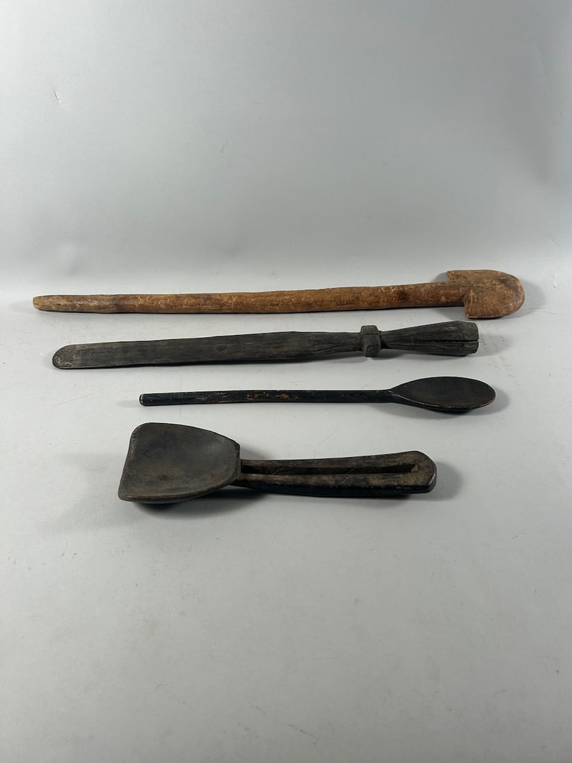 Ceremonial Blade and Kitchen Tools (4) (1 of 10)