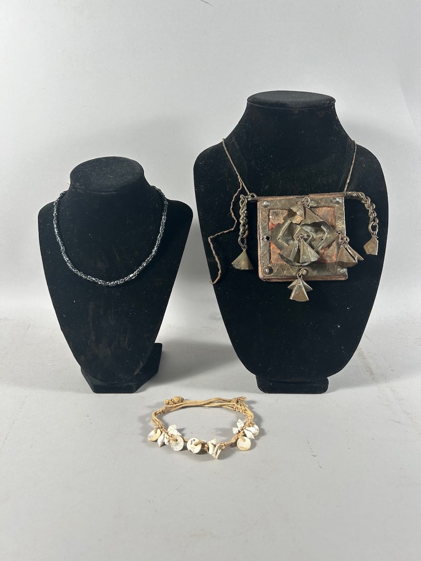 Amulet, Necklace & Bracelet (3) (1 of 7)