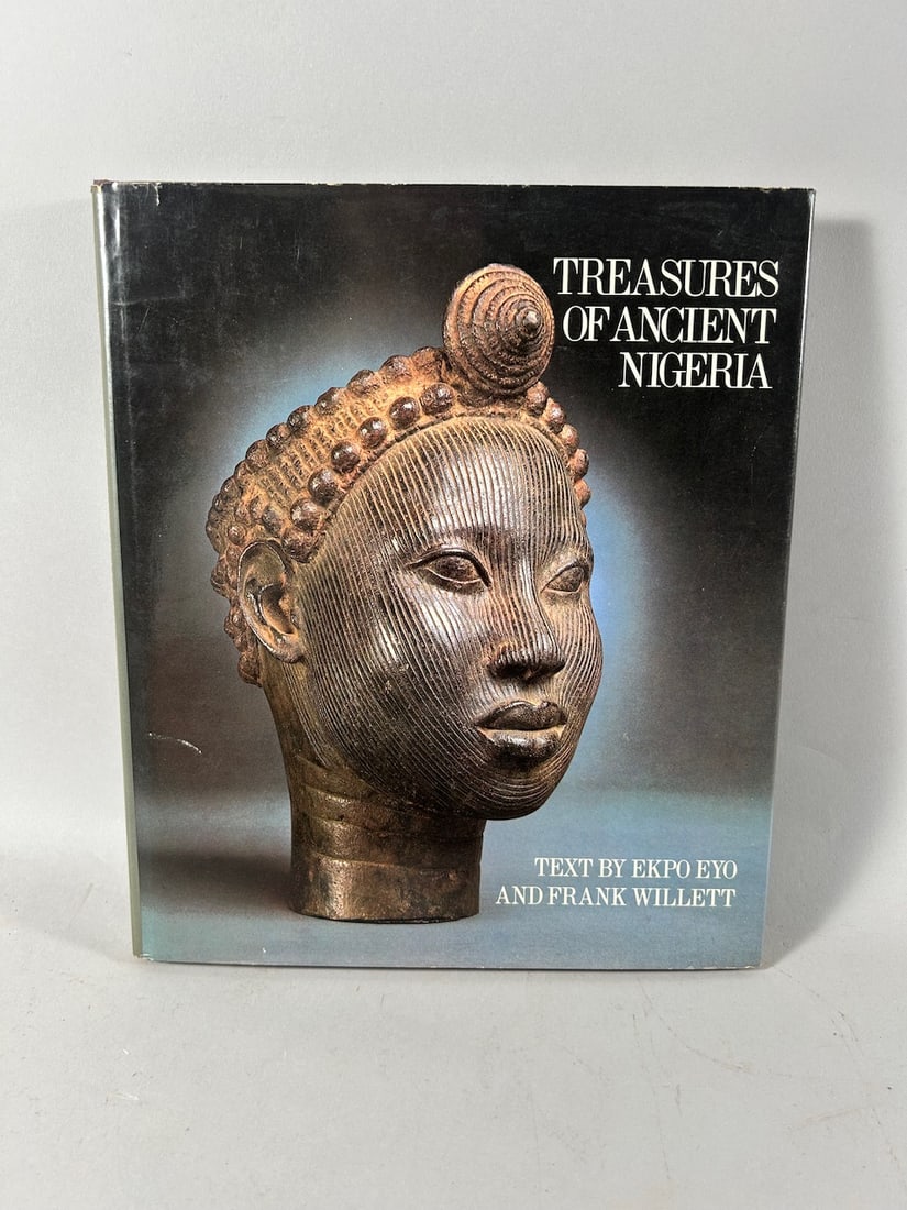 "Treasures of Ancient Nigeria" by Ekpo Eyo and Frank Willett: "Treasures of Ancient Nigeria" by Ekpo Eyo and Frank Willett, Publ. The Detroit Institute of Arts/Knopf, Hardback, 162 pages. Dimenions (approx.): 9.25" x 10.75" PROVENANCE:From the estate of Professo