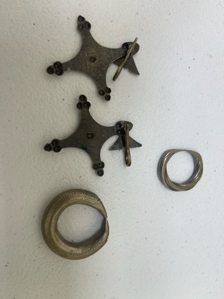 Tuareg Ring and Earrings, Ethiopian Ring (1 of 2)