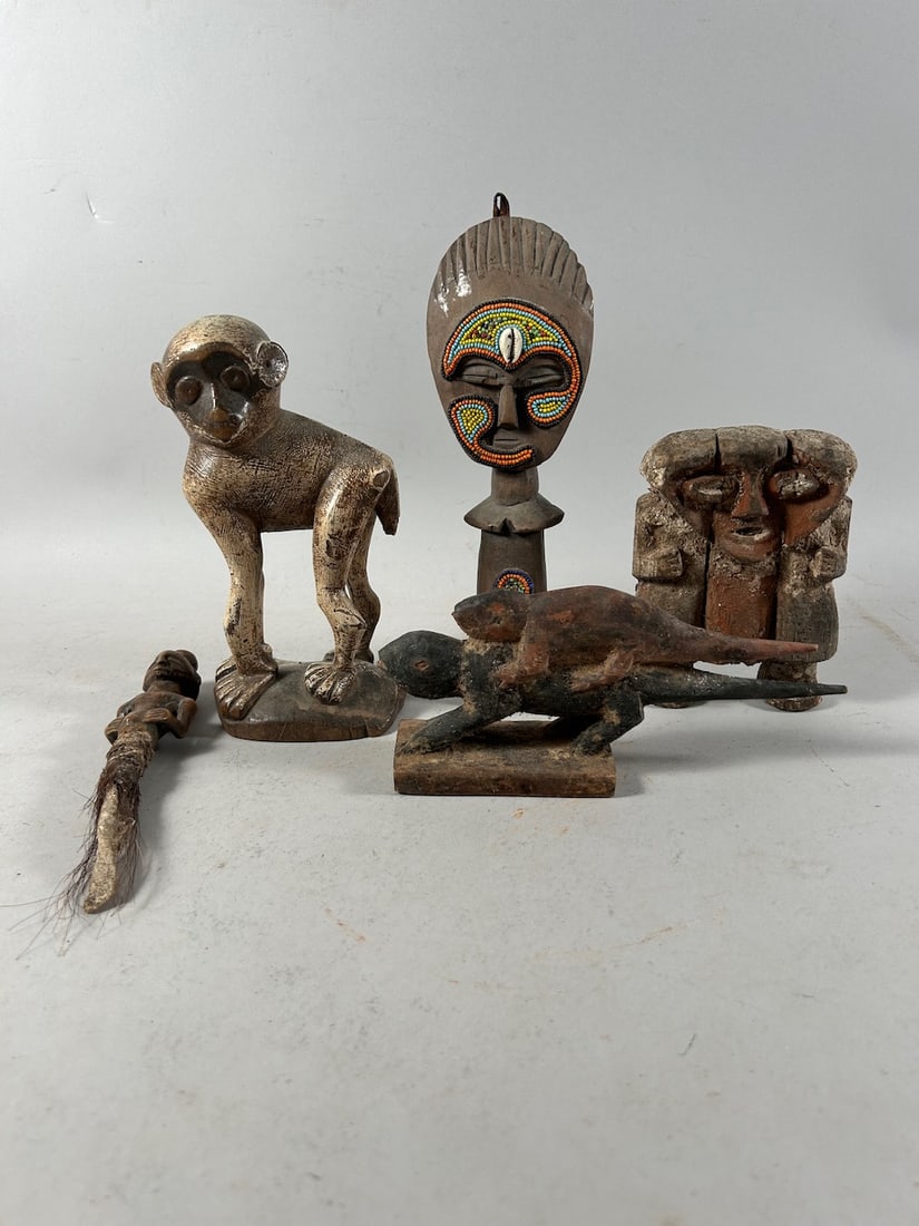 African Carved Wood Items (5) (1 of 15)