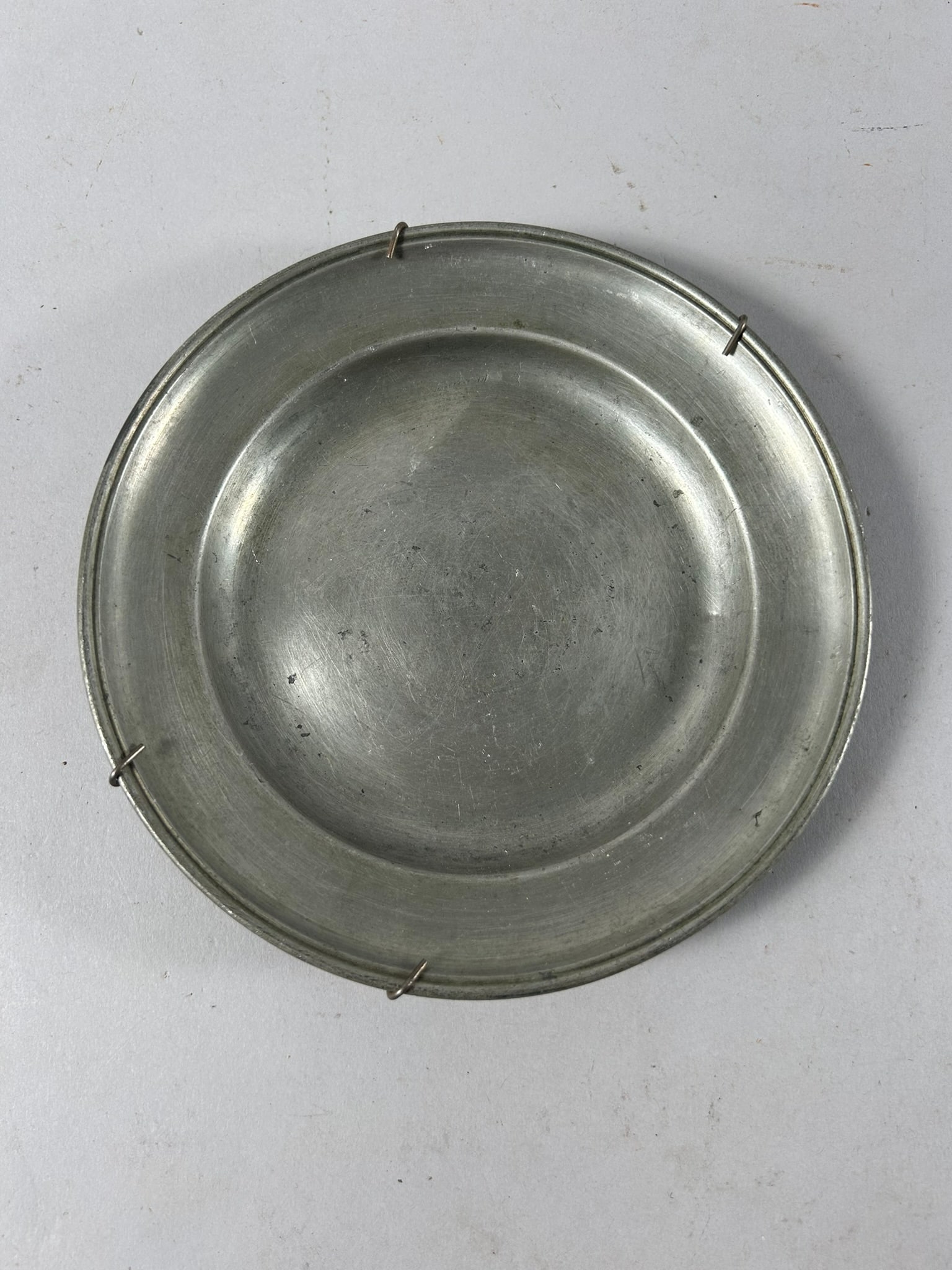 Vintage Pewter Plate: Vintage Pewter Dessert/Charger Plate. 1"h x 6.5"w (diameter)