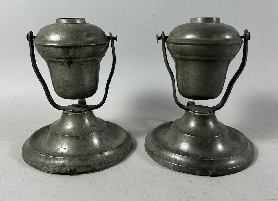 Vintage/Antique Pewter Candleholder/Oil Lamp (2) (1 of 5)