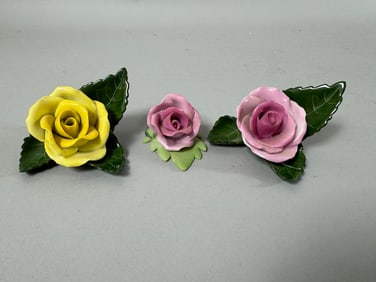Lot of 3 - HEREND Roses on Leaves