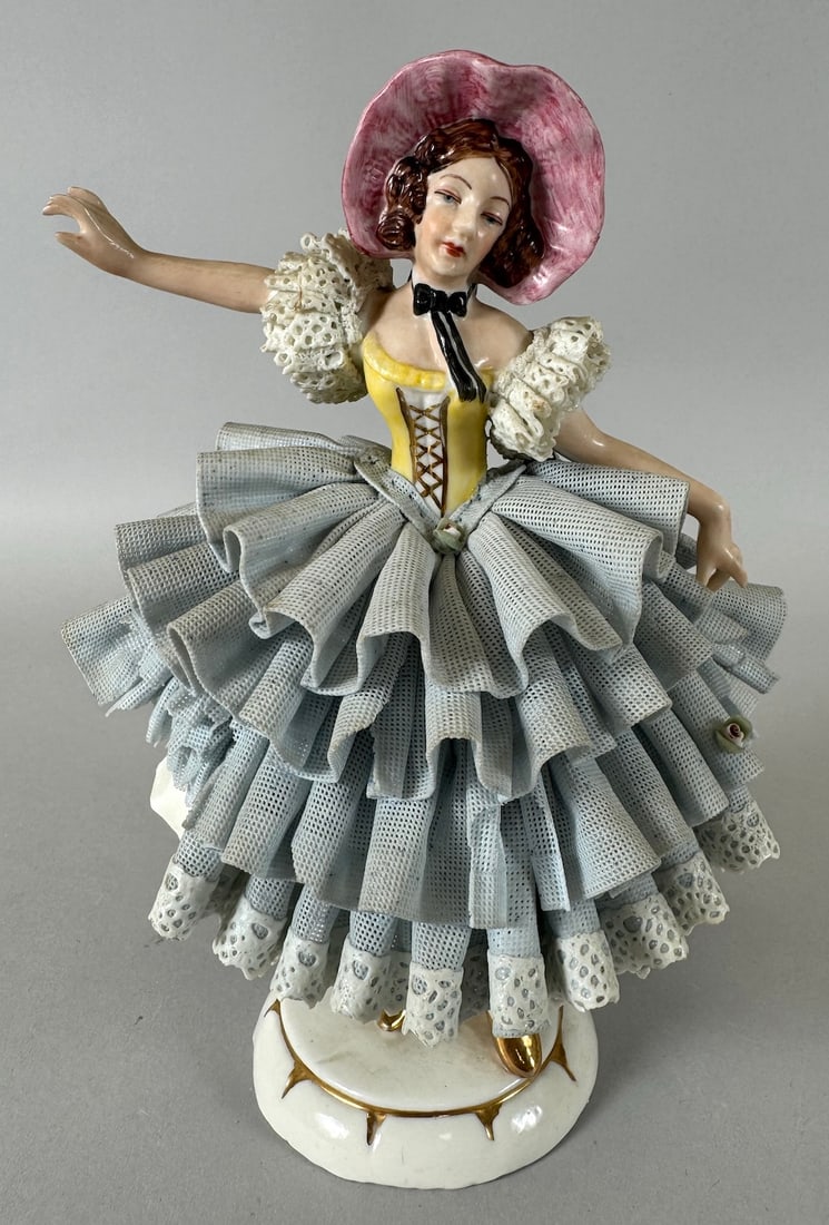 Vintage Dresden Dancing Lady Porcelain Figurine Germany. (1 of 10)