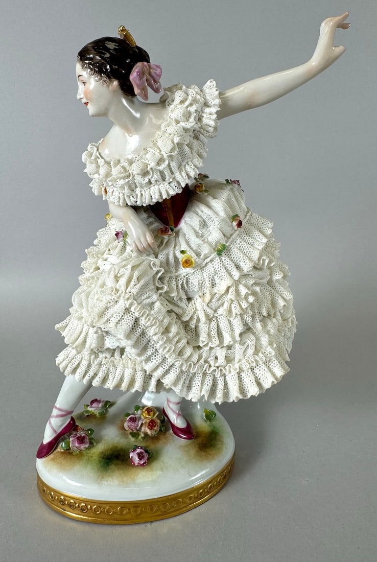 Vintage Volkstedt  Lace "Ballerina" Porcelain Figurine Germany. (1 of 14)