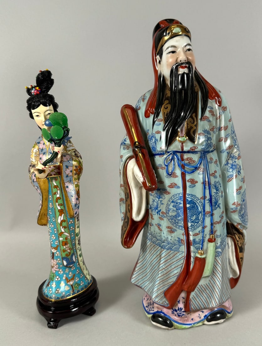 Lot of 2 - Vintage Man & Woman Asian Hand Painted Figurines (1 of 17)