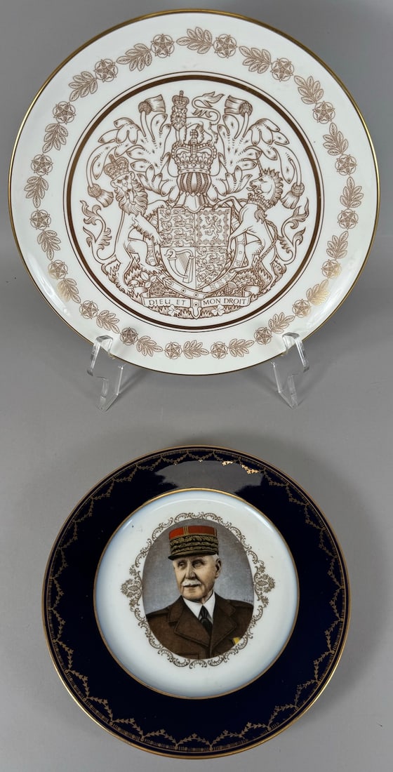 Lot of 2 - Vintage Gold Trim 1977 Commemorative Plate Wedwood China England & FM Limoges Portrait: Vintage commemorative and portrait plates. 1- Gold Trim Commemorative plate benefiting the Queen's Silver Jubilee Appeal. The Summer Collection. London, England 1977. Wedwood bone china. Made in Engla